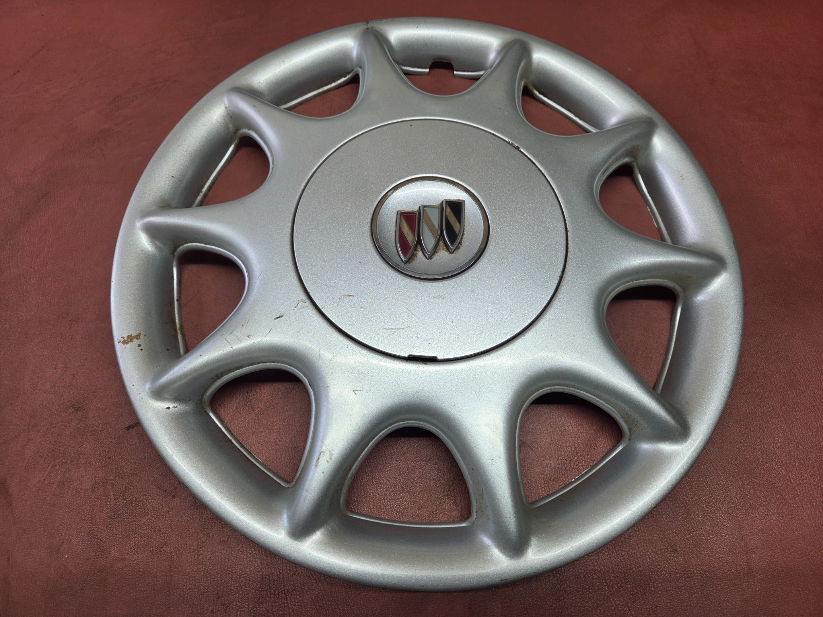 1997- 2003 Buick Century Hubcap 15″ Wheels 9592348 1148 Wheel Cover Silver