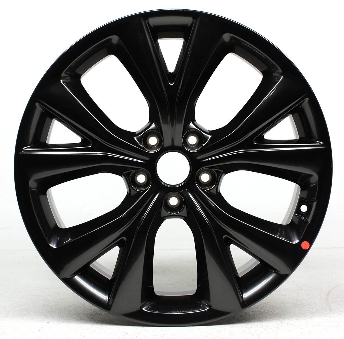 OEM Hyundai Santa Fe Sport (2.0L) 19 Inch Wheel 52910-2W510 Scratches