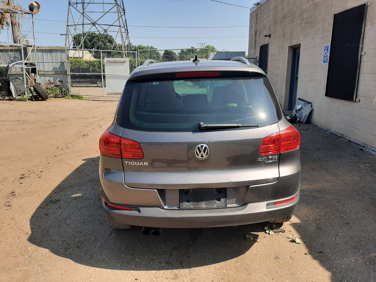 Chassis ECM Communication Interface Box Telephone Fits 12-15 TIGUAN 1014113