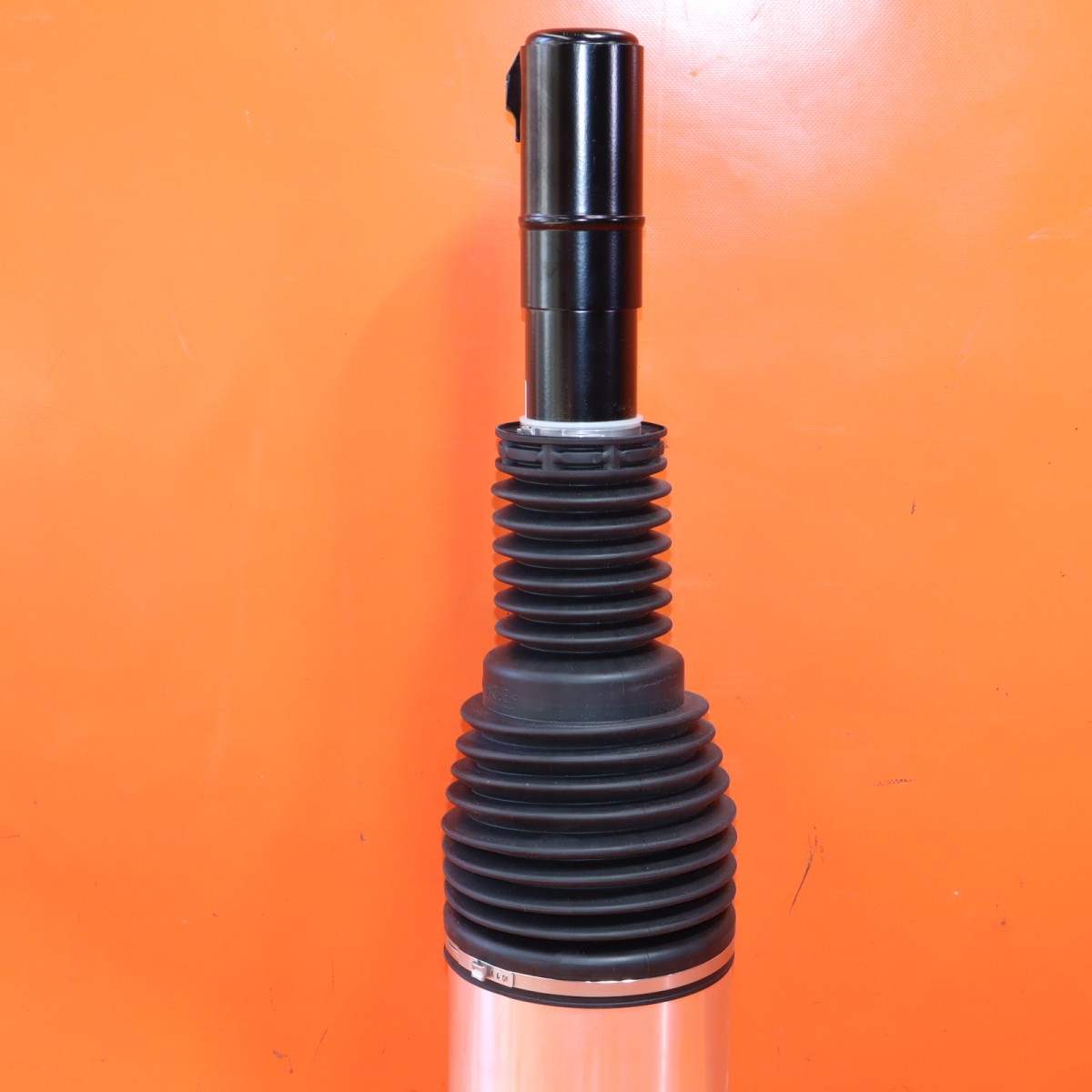 RANGE ROVER HSE AIR SPRING SHOCK STRUT RIGHT 2018 2019 2020 2021 LR102249 OEM