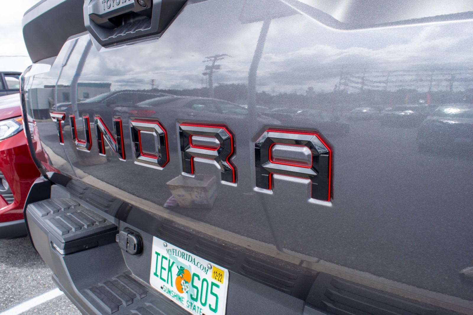 Black Red Emblem compatible TOYOTA 2022-2026 TUNDRA Front tailgate letters