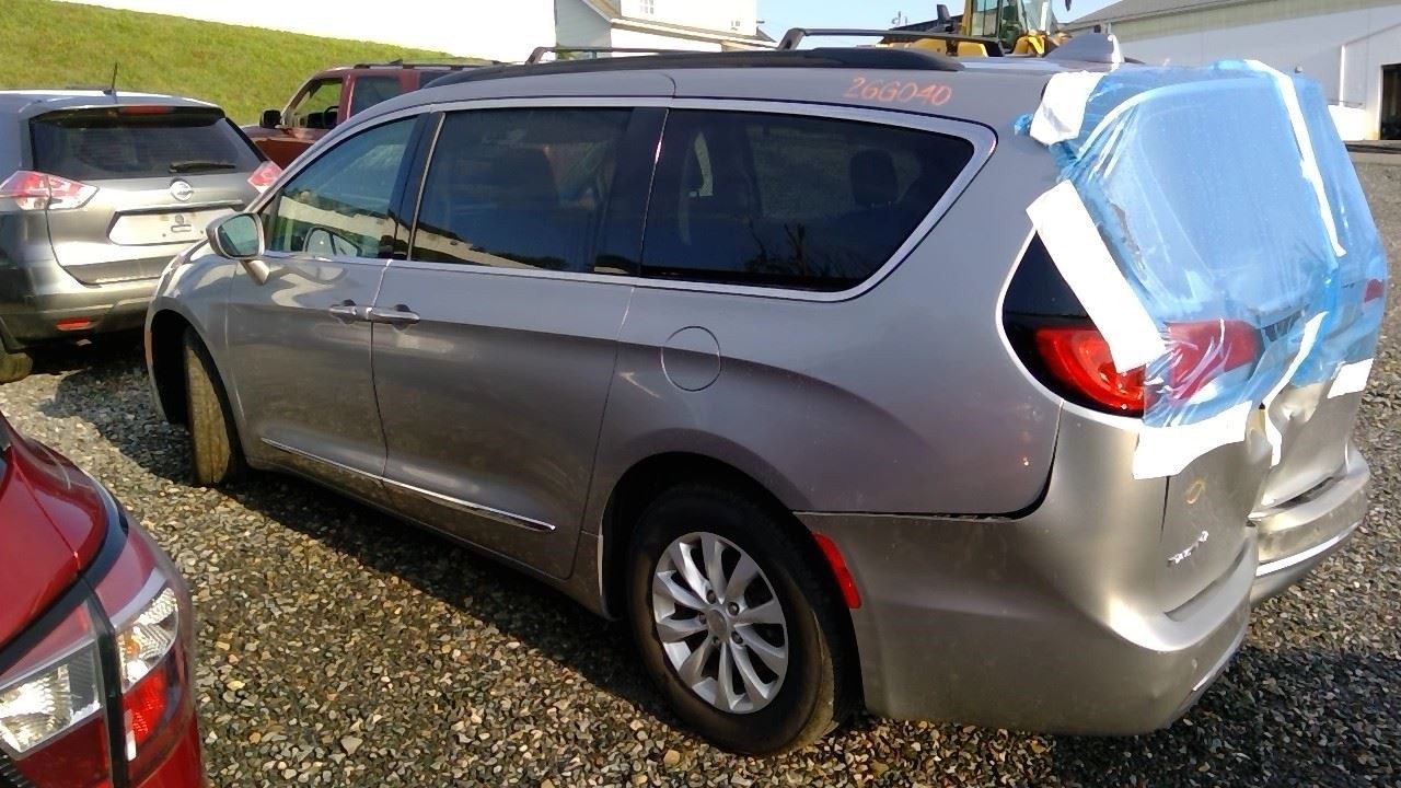 Driver Side View Mirror Power Heated Painted Cover Fits 17-19 PACIFICA 1704815