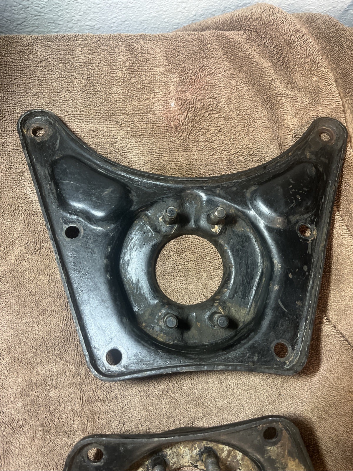 Triumph TR3 Lower Spring Pan, 9 3/4” Coil Springs, Pin & Bracket ￼