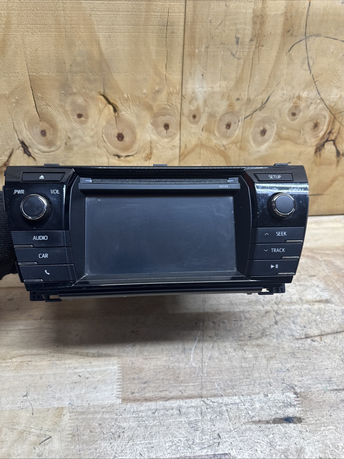*PARTS ONLY* 2014-2018 Toyota Corolla Radio CD player Display screen 86140-02050