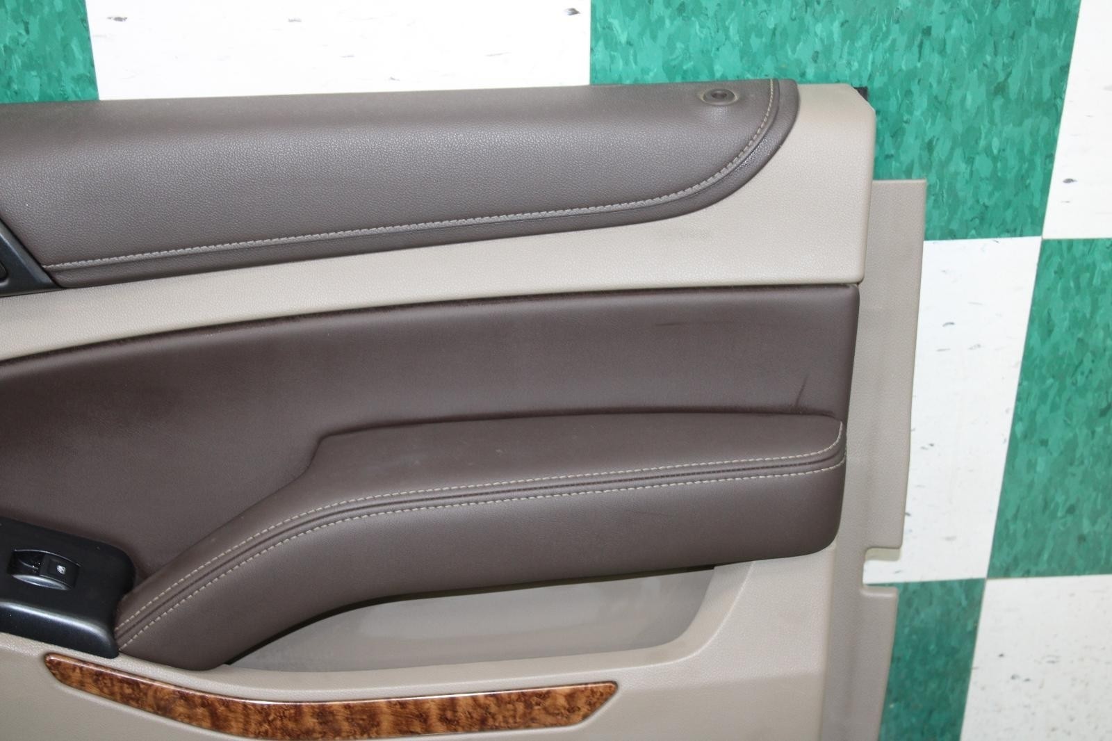 15-20 Suburban 1500 Cocoa Dune Woodgrain Rear RH RR Door Trim Panel Factory OEM