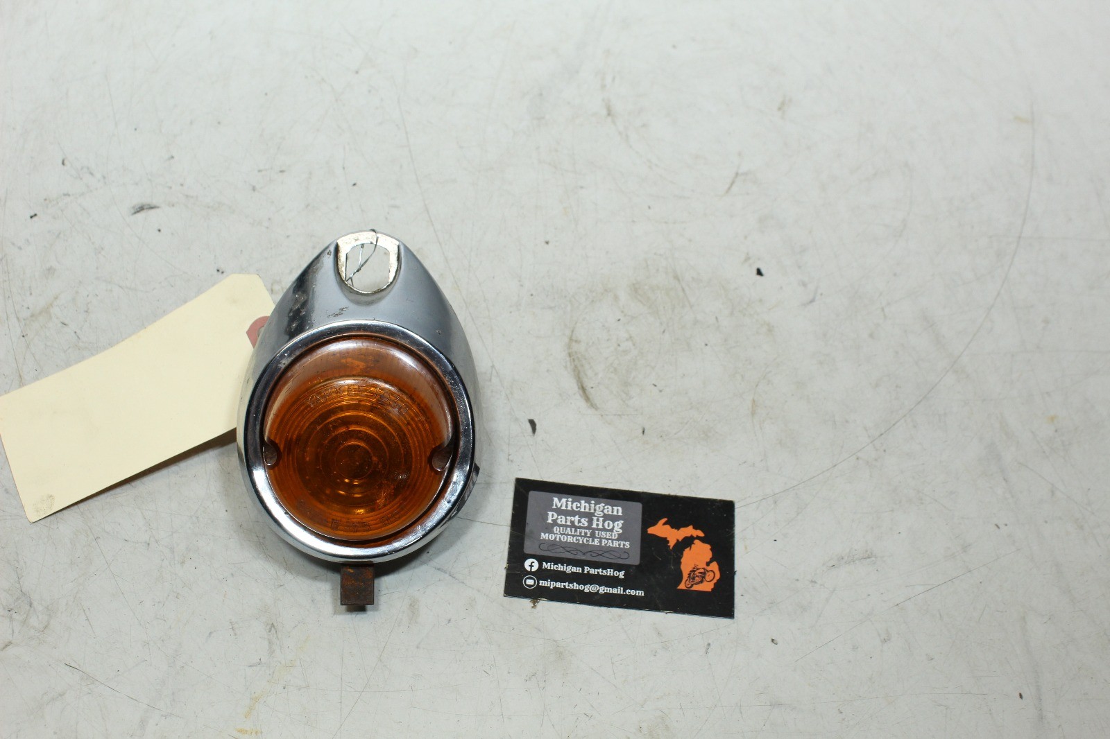 null Harley Touring OEM Saddlebag Turn Signal Yankee 1040 Single