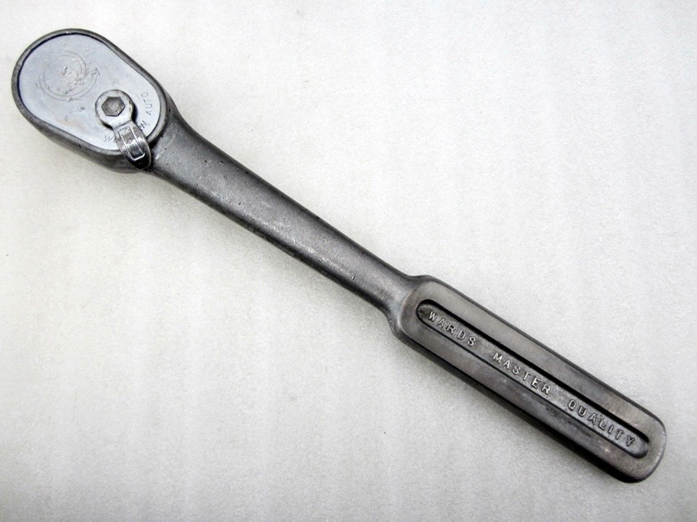 Vintage 1940’s Wards Master Quality 1/2″ Drive Ratchet Made in USA