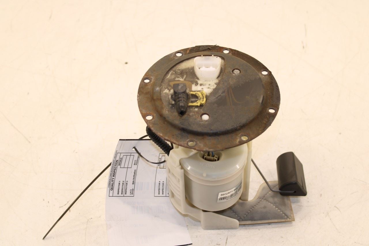 2007-2011 Toyota Camry LE 2.5L Fuel Pump Assembly 77020-06121 OEM