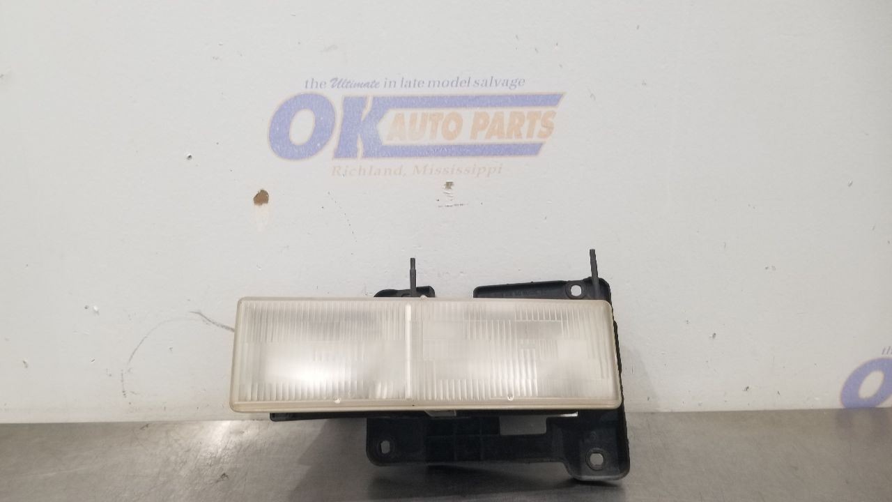 99 CHEVY TAHOE COMPOSITE HEADLIGHT LAMP ASSEMBLY LEFT DRIVER