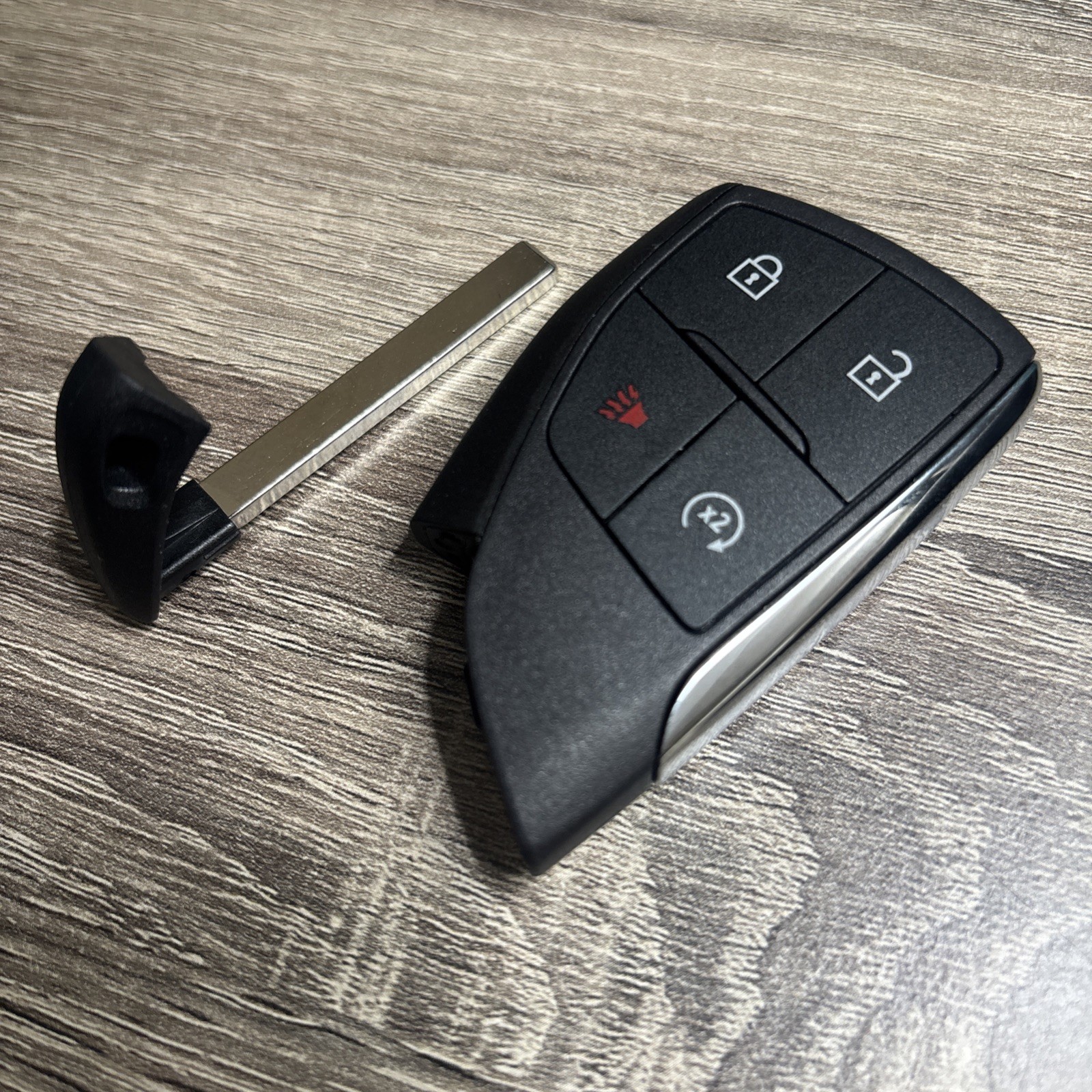 2023-2025 GMC SIERRA CANYON REMOTE KEY FOB 13560215 YG0G21TB2 UNLOCKED OEM