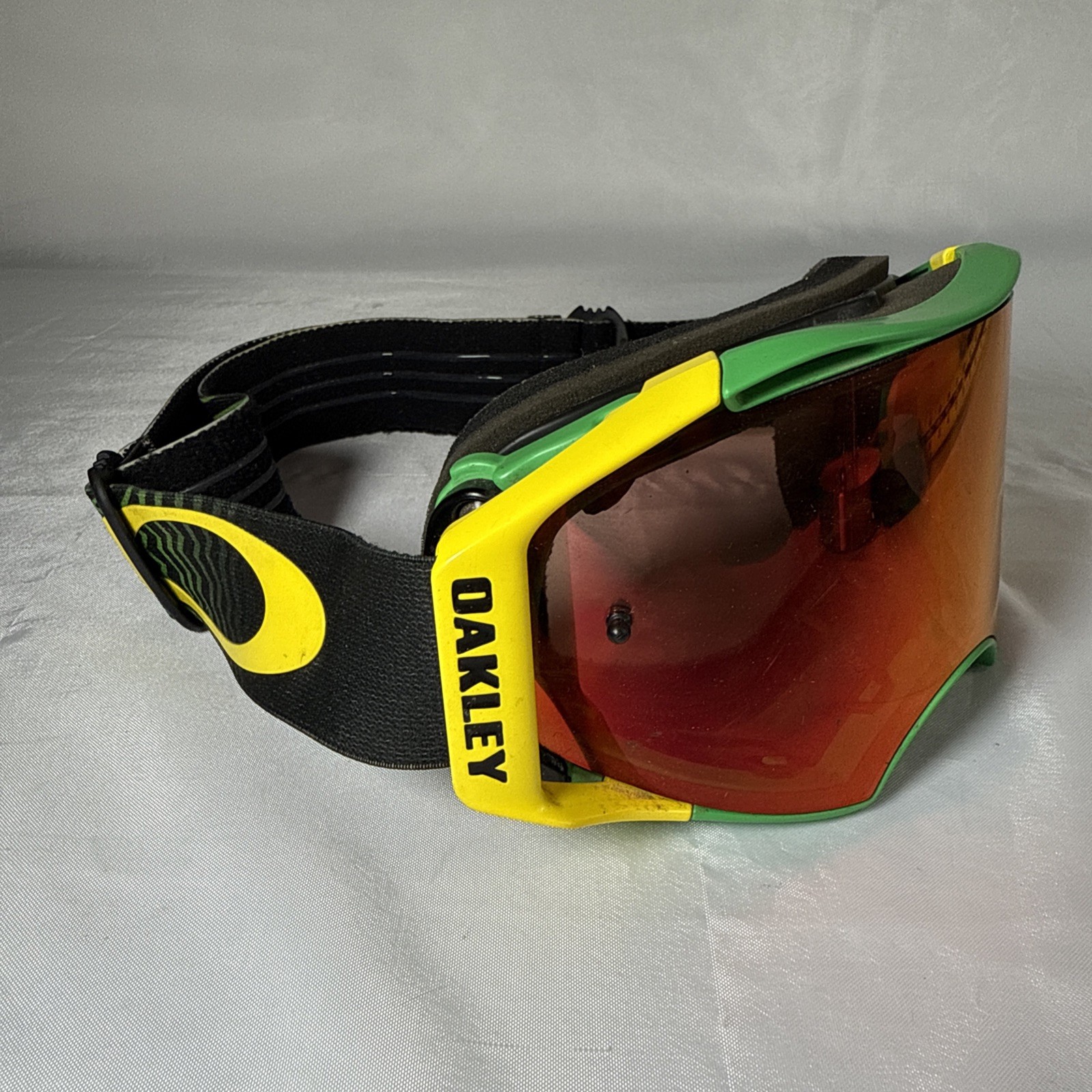 OAKLEY RARE FRONTLINE MX PRIZM RED MOTORCYCLE GREEN YELLOW GOGGLES 2V