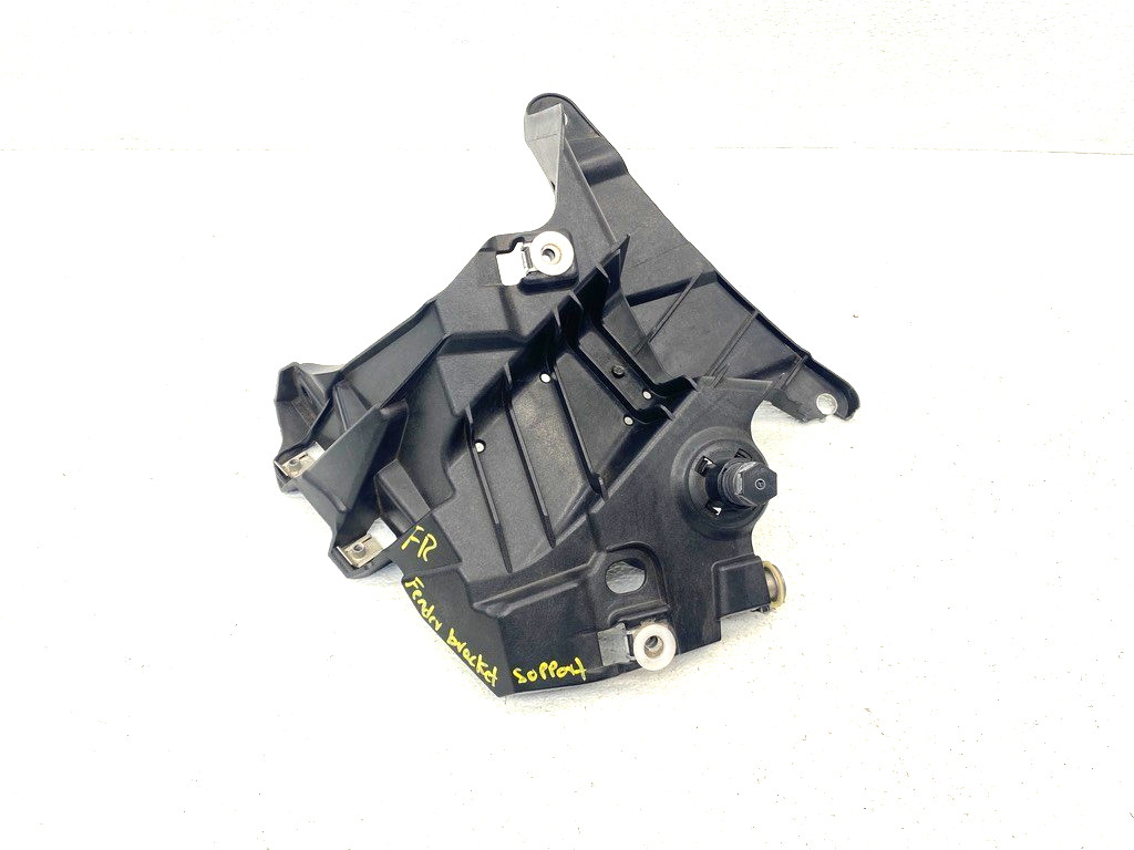 16 17 18 BMW X5 M F15 F85 FRONT RIGHT FENDER BRACKET OEM #A0.71