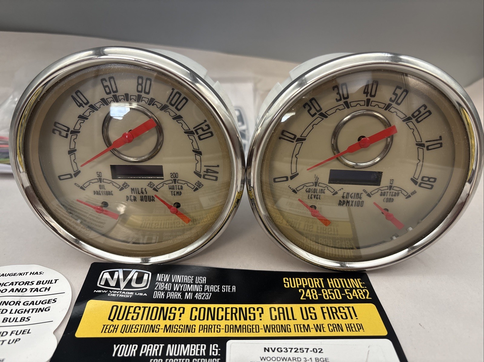 New Vintage USA 37257-02 Woodward Series Gauges, 3 in 1, Beige