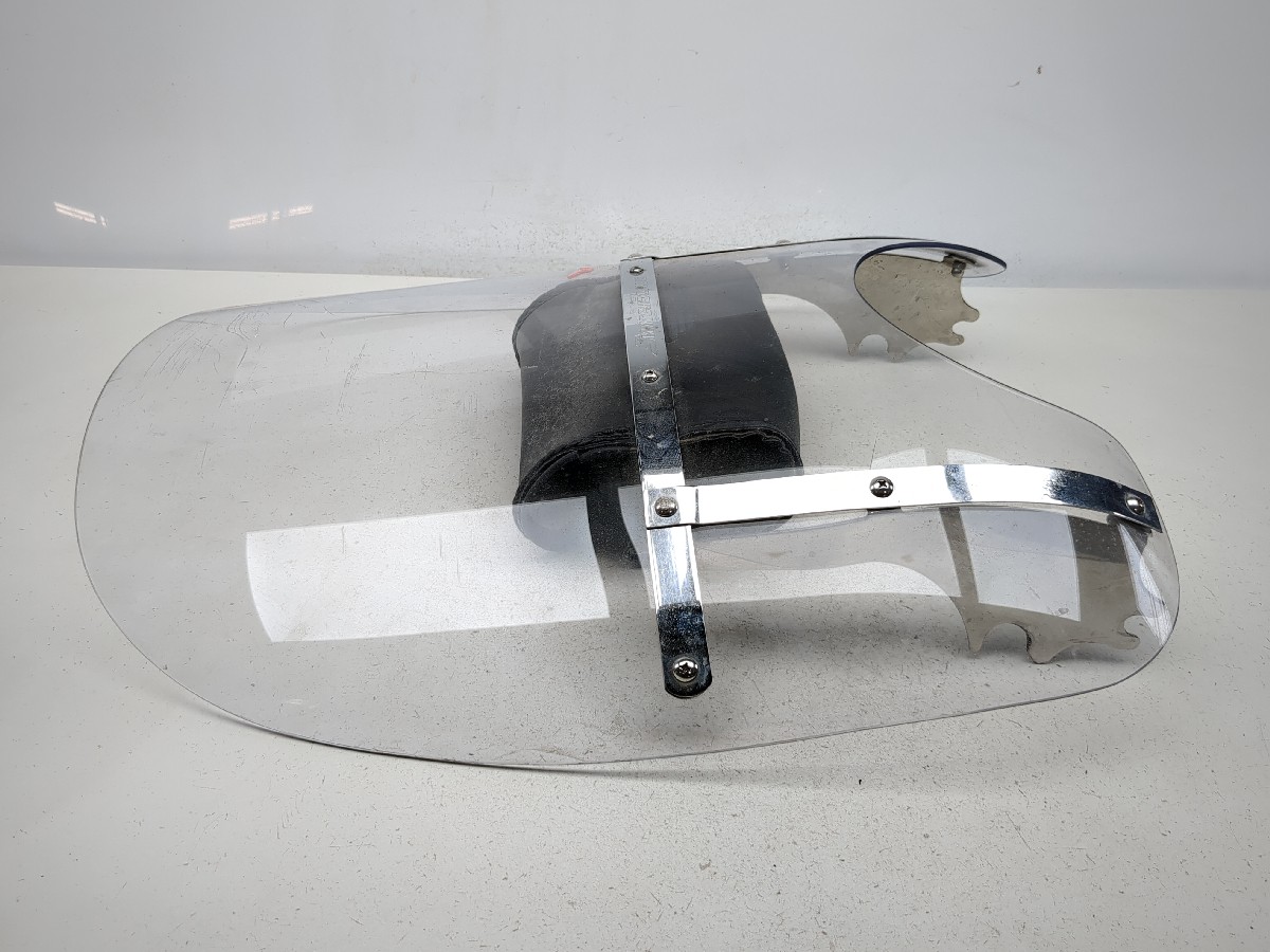05 Kawasaki VN1600 Vulcan Nomad NATIONAL CYCLE Switch Blade Windshield W Bracket