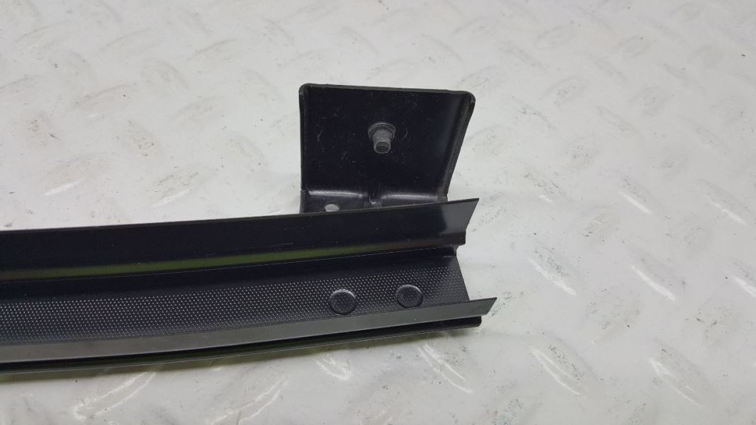Passenger Rearward Window Track 80216EA000 Fits 05-11 FRONTIER 300568