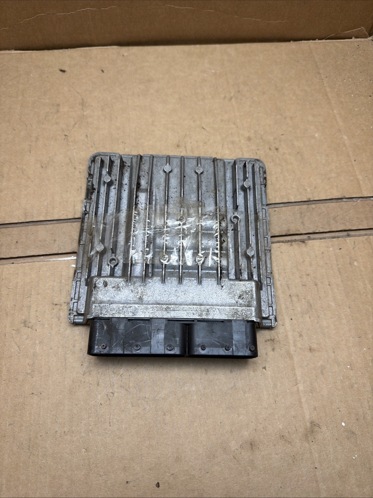 2008-2010 528i ECM Electronic Control Module 7576297
