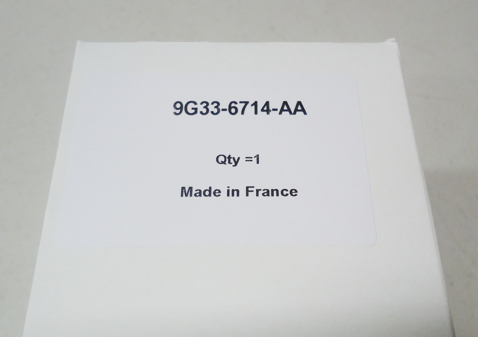 Aston Martin V8 Vantage Genuine Oil Filter OEM # 9G33-6714-AA / 6G43-04-10054