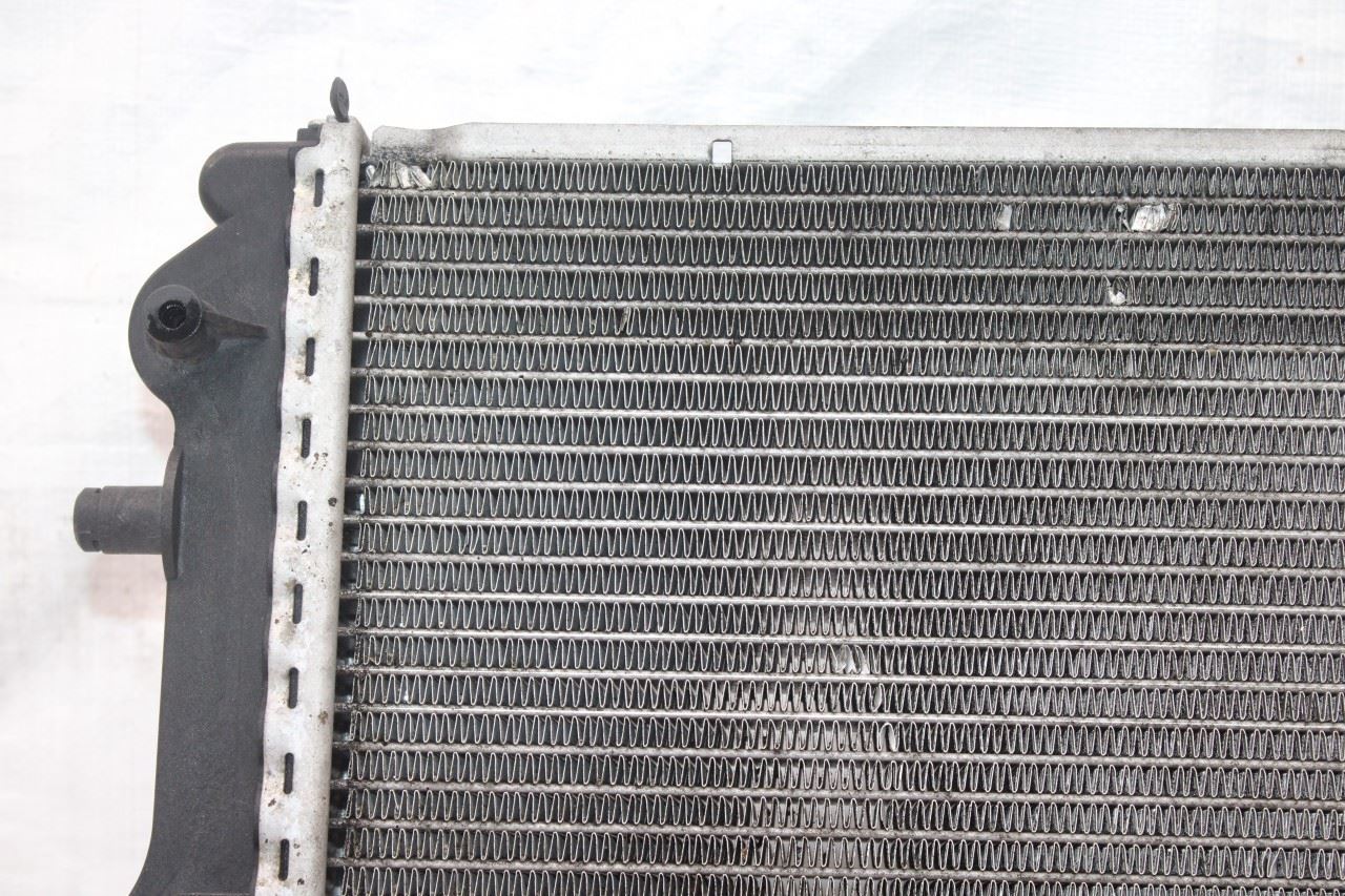 2000 PORSCHE BOXSTER 986 CONVERTIBLE #362 RIGHT COOLING RADIATOR