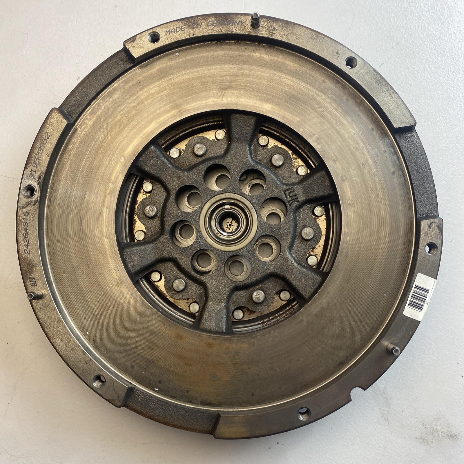 ACDelco 24264316 – GM Genuine Parts Dual Mass Clutch Flywheel