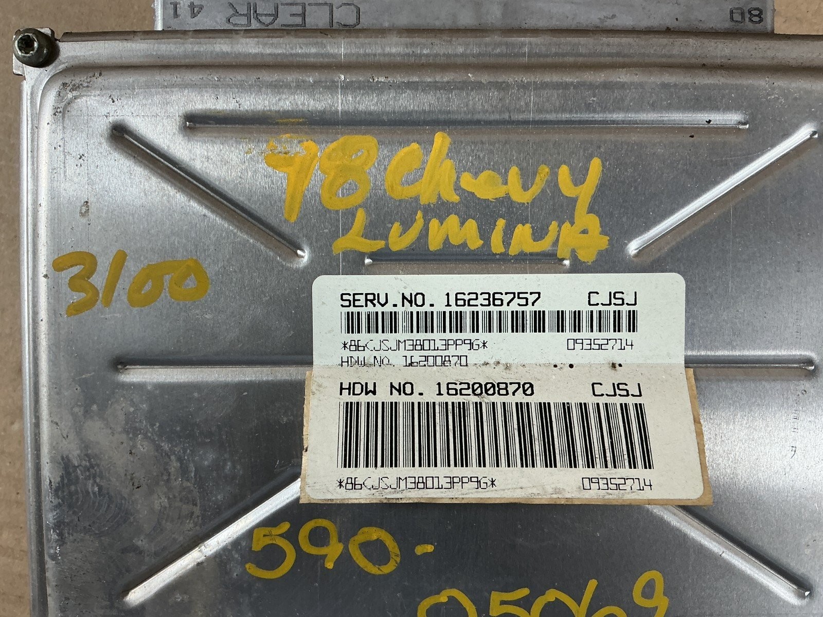 1998 – 1999 Chevrolet Lumina 3.1L Engine Control Module Unit 16236757, 16200870.