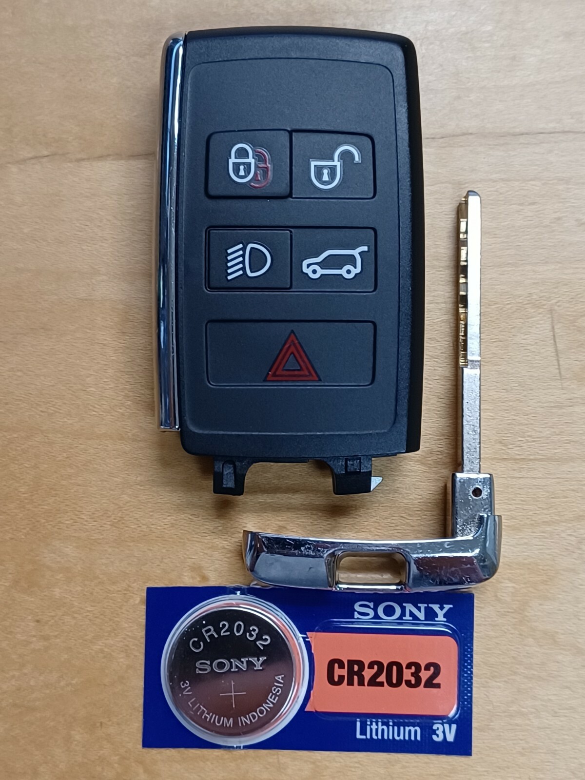 Genuine OEM 5 BTN Land Rover Smart Key Remote in FAIR CONDITION K0BJXF23A