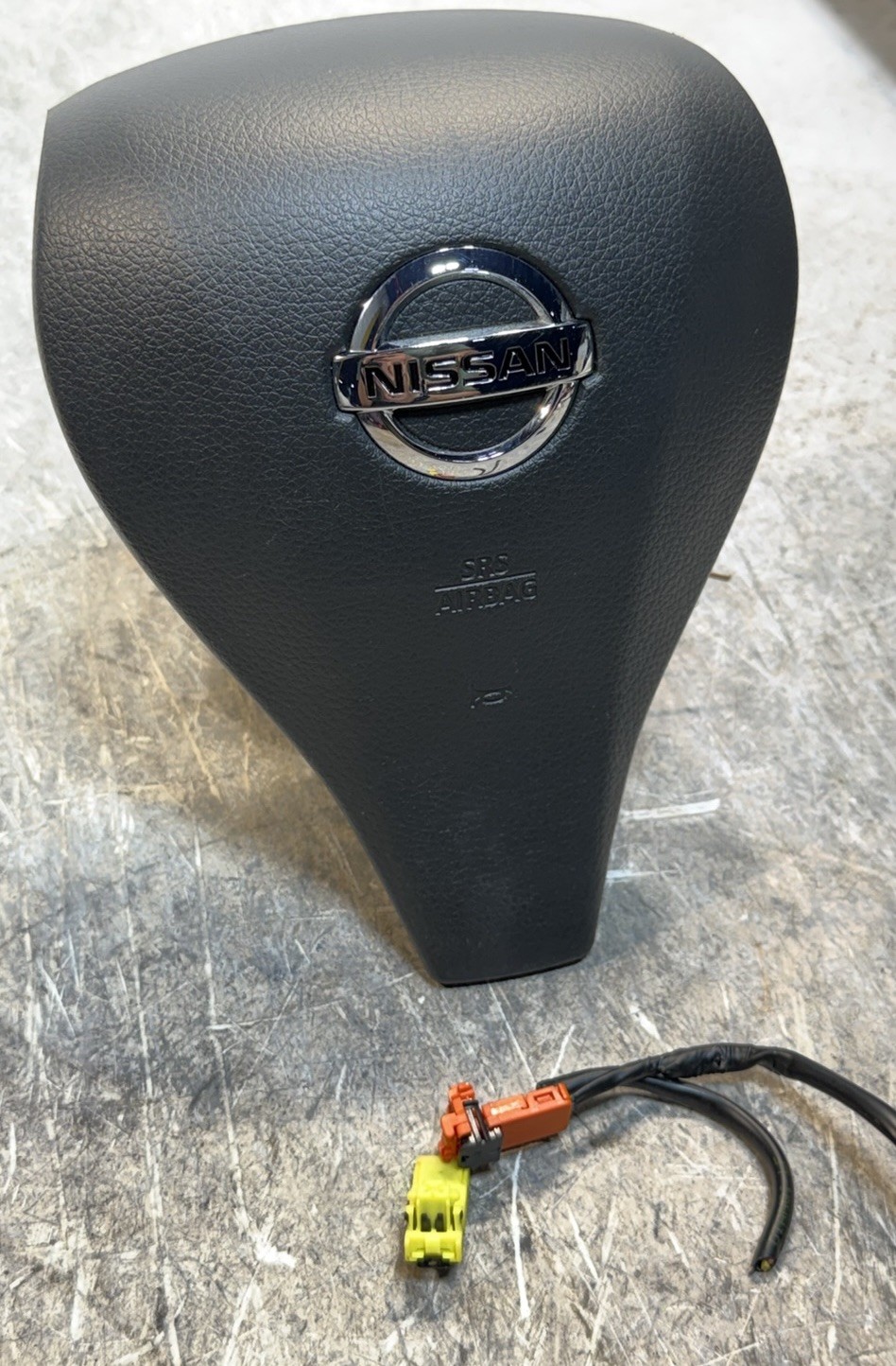 2013 – 2018 Nissan Altima Airbag Left Driver Steering Wheel Air Bag OEM Black