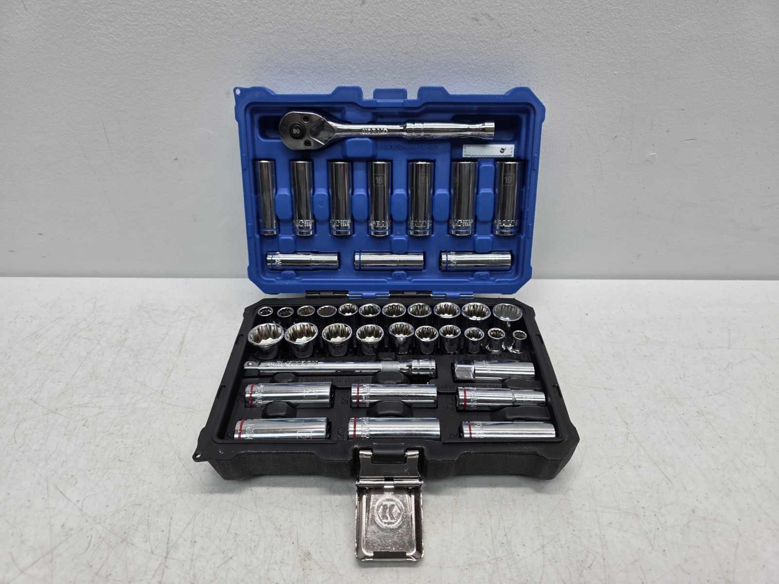 Kobalt 40-Piece Standard (SAE) and Metric Polished Chrome Mechanics Tool Set