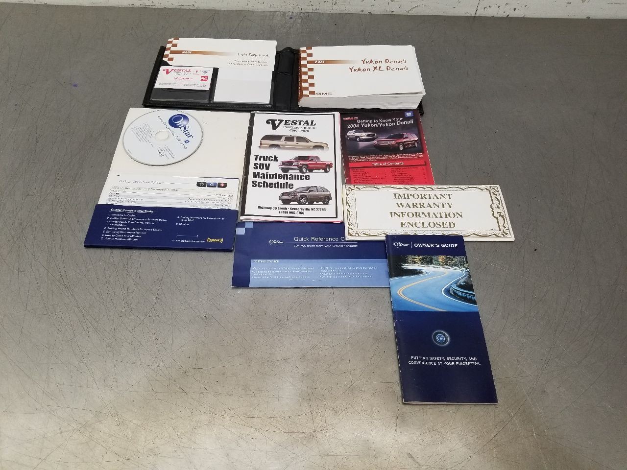 04 2004 GMC YUKON XL DENALI OWNERS MANUAL