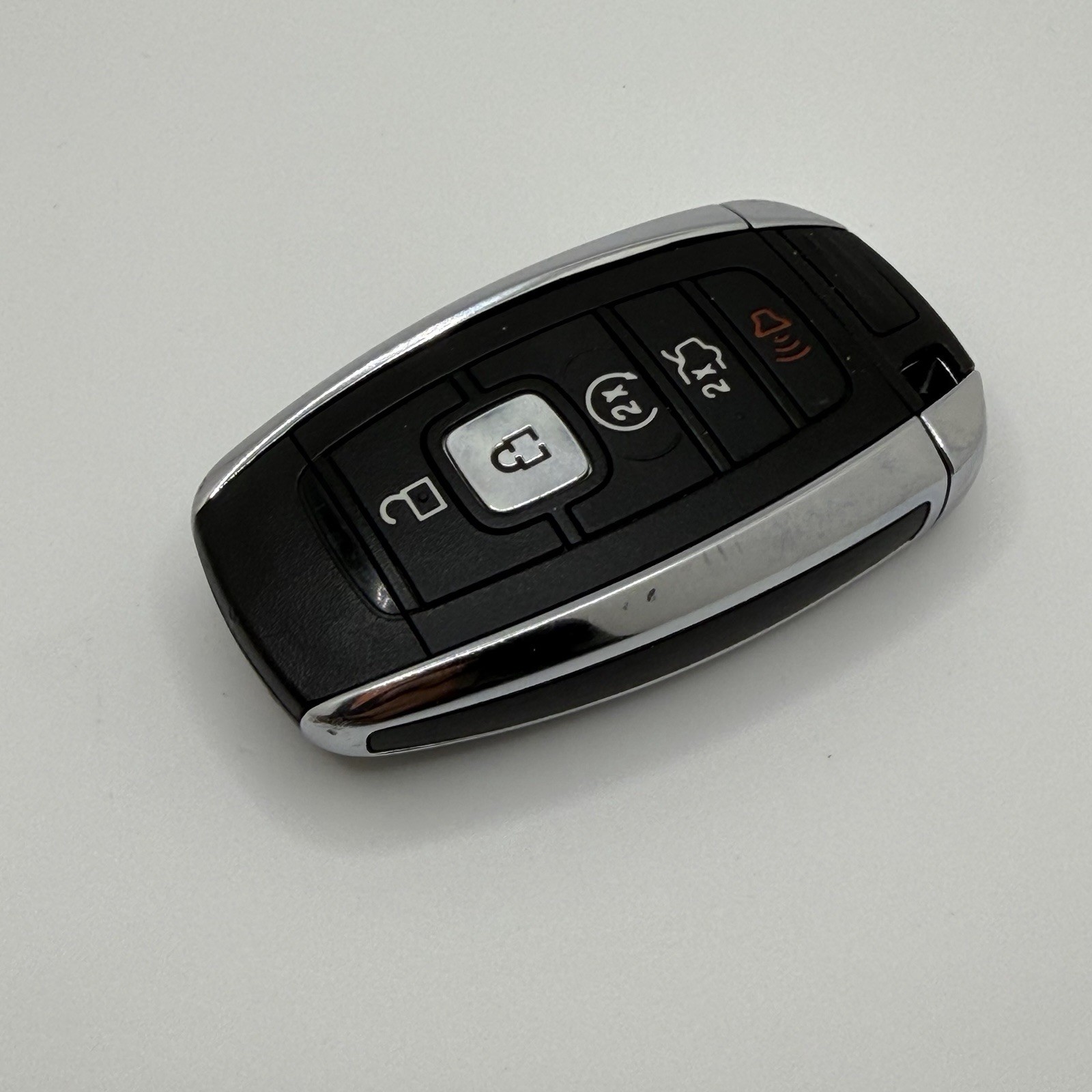 OEM Lincoln Smart Key Fob Remote M3N-A2C94078000 HP5T-15K601-BE Good Condition