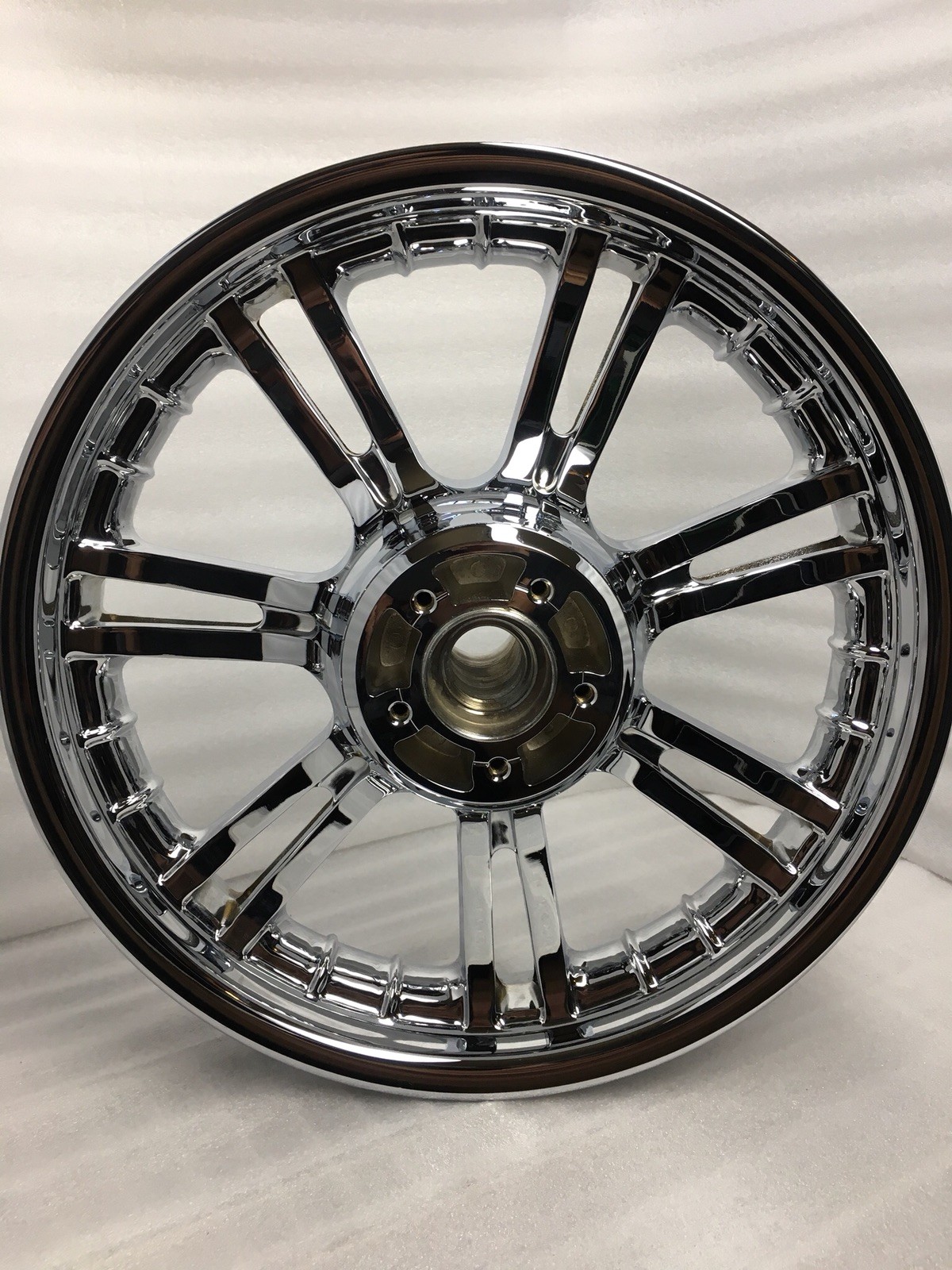 Harley FLHTCUTG Chrome Wheels Tri Glide Rims 2009 -23 SMALL BLEMISH (OUTRIGHT)