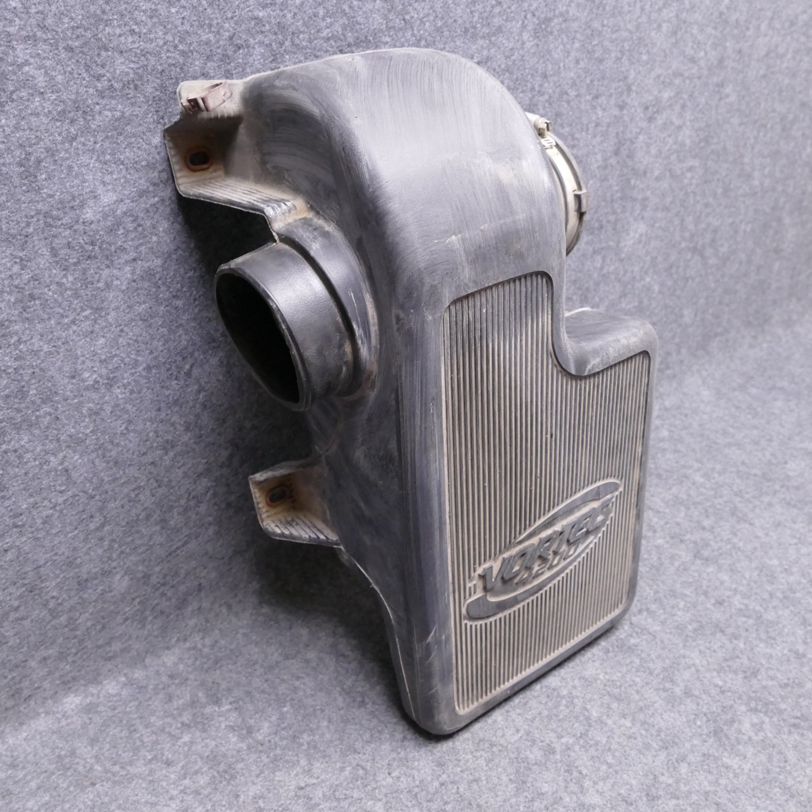 2003-2008 Envoy Trailblazer 4.2 Air Intake Resonator Preplenum 15047009 57072B