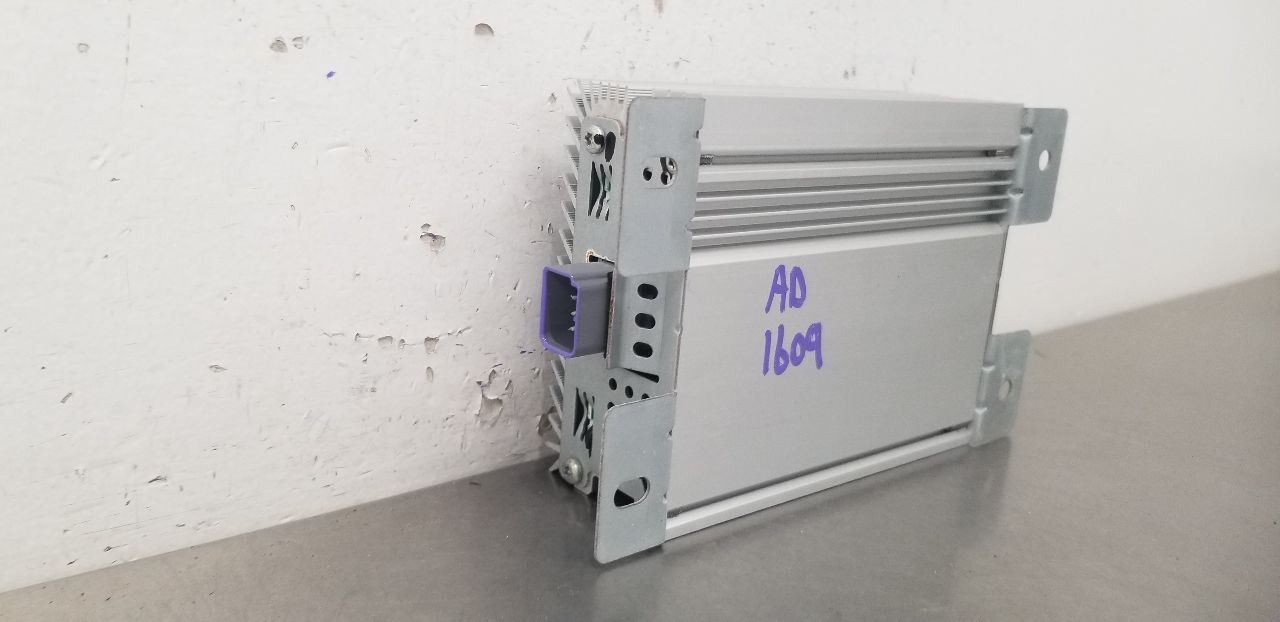 11 FORD F250 SD RADIO AUDIO AMPLIFIER 8A5T18C808AB