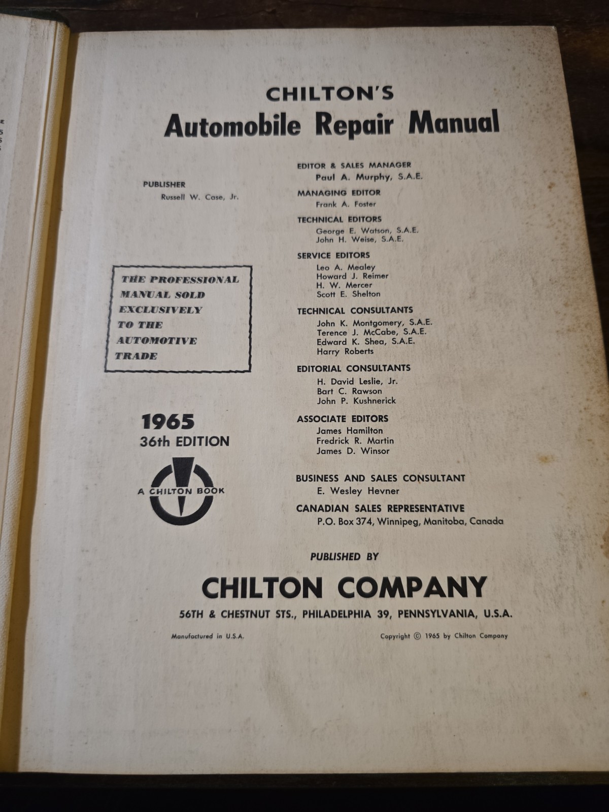 ORIGINAL 1965 Chilton’s Auto Repair Manual 33rd Year Hardcover BOOK