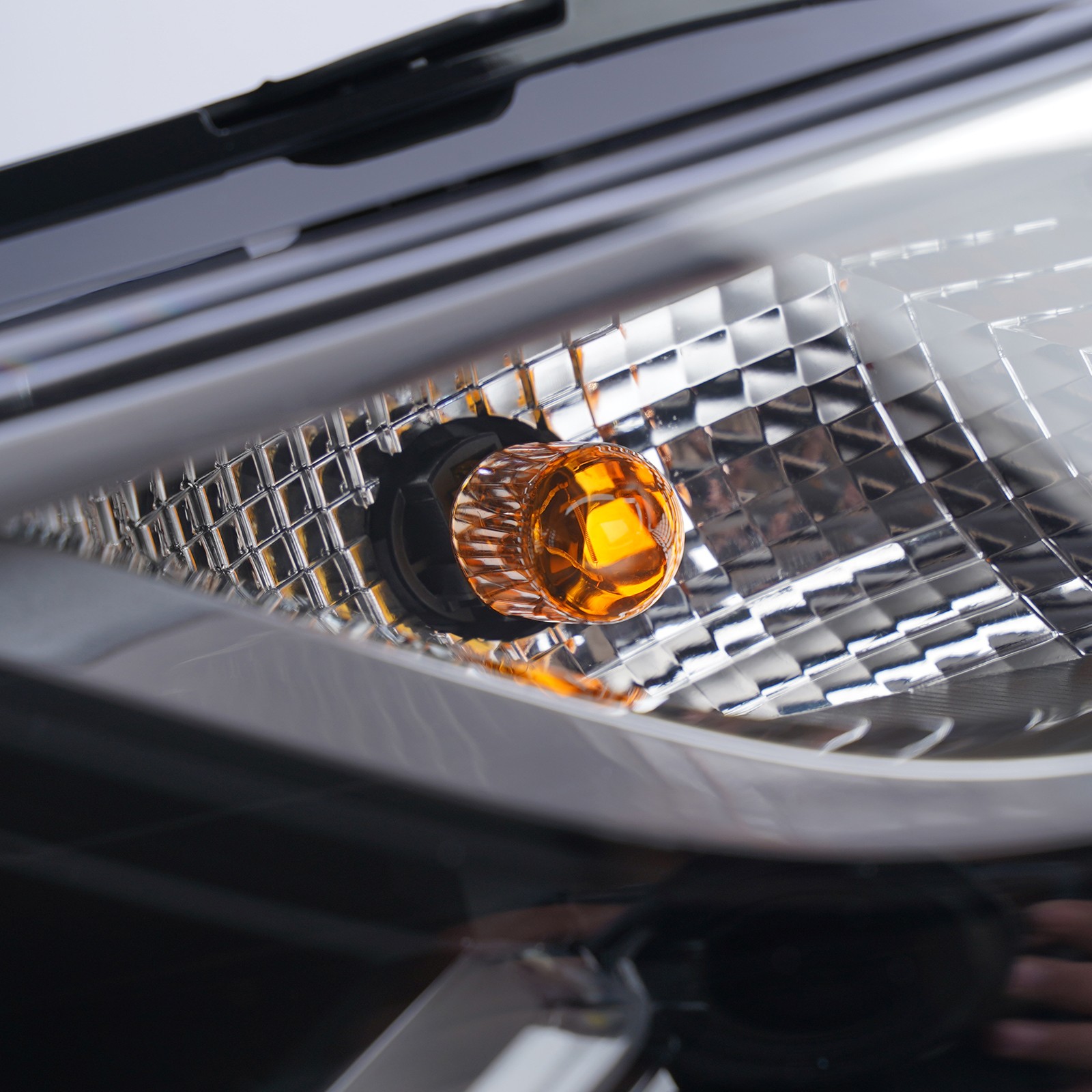 Projector Halogen Headlight w/ LED DRL Right Side RH For 2016-2019 Chevy Cruze