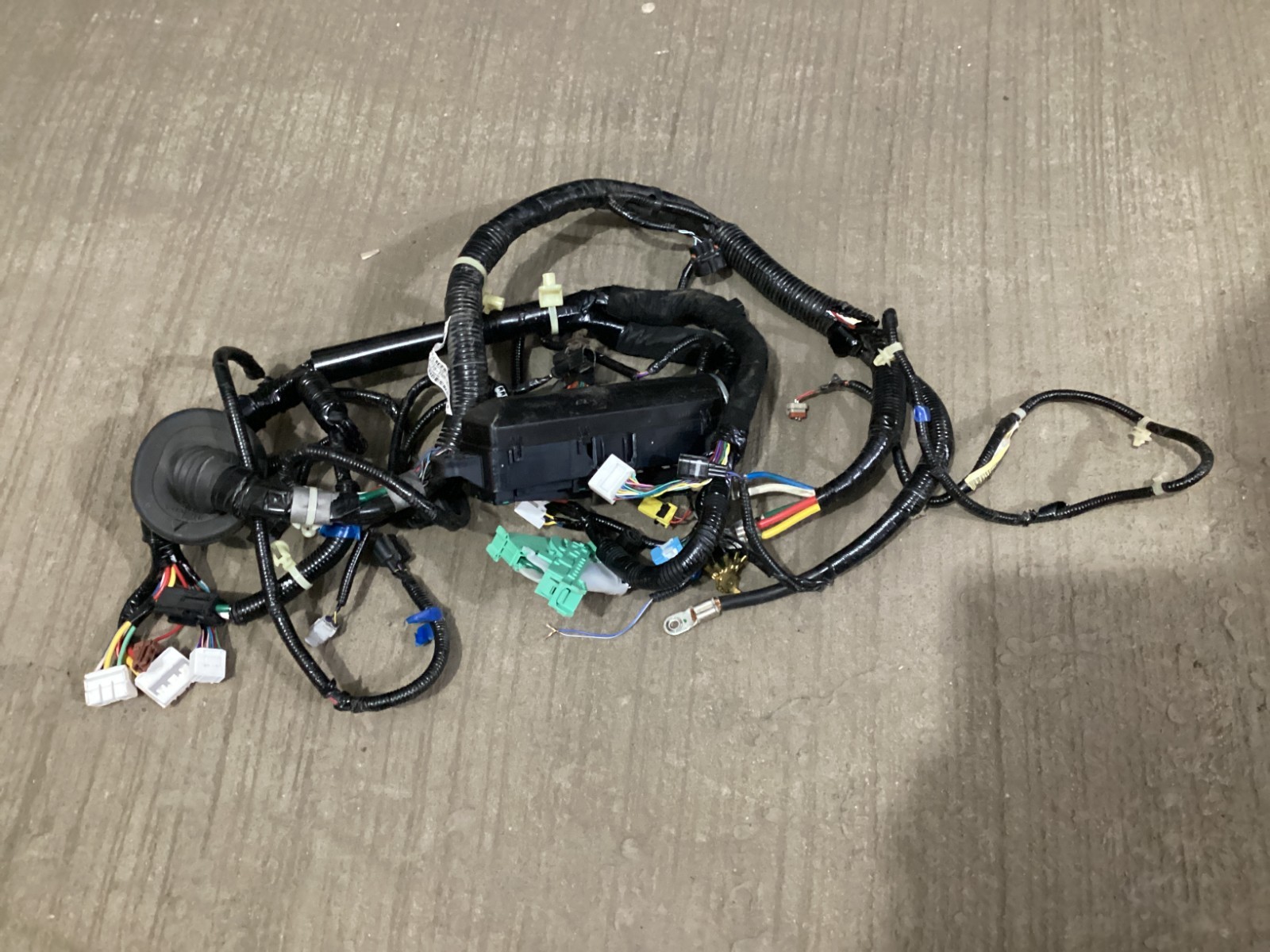 2018-2024 Honda Odyssey Engine Bay Wire Harness OEM