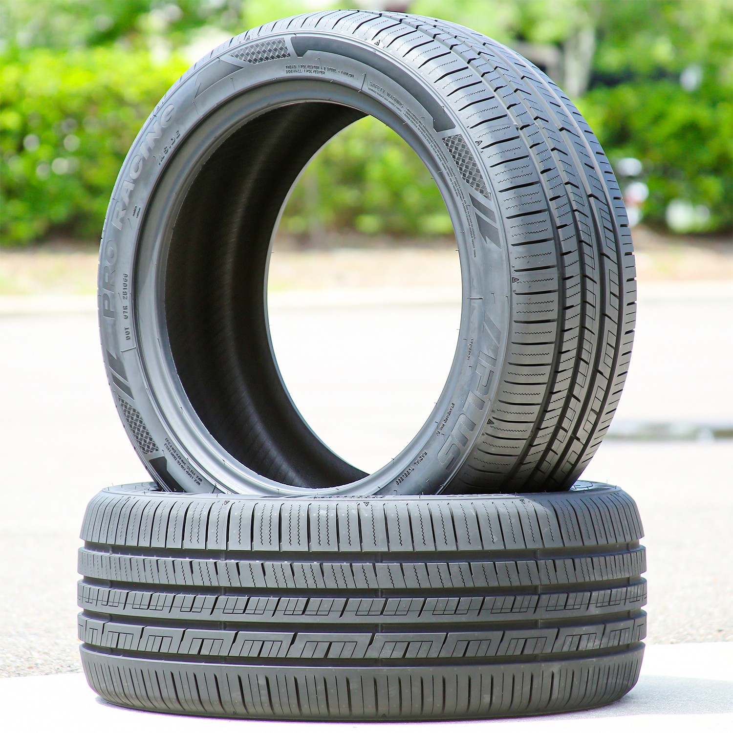 4 Tires Aplus PRO Racing 215/40ZR18 89W XL