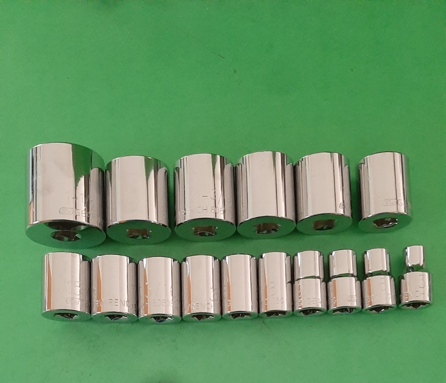 NEW GEARWRENCH 30pc 1/2″ Drive 6pt Point Shallow & Deep SAE Socket Set to 1-1/2″
