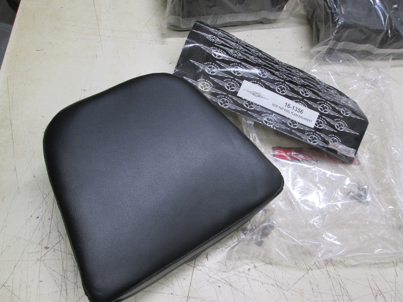 ROADKROME – REPLACEMENT SISSYBAR BACKREST PAD – THICK COMFORT 8.5 X 9.5″