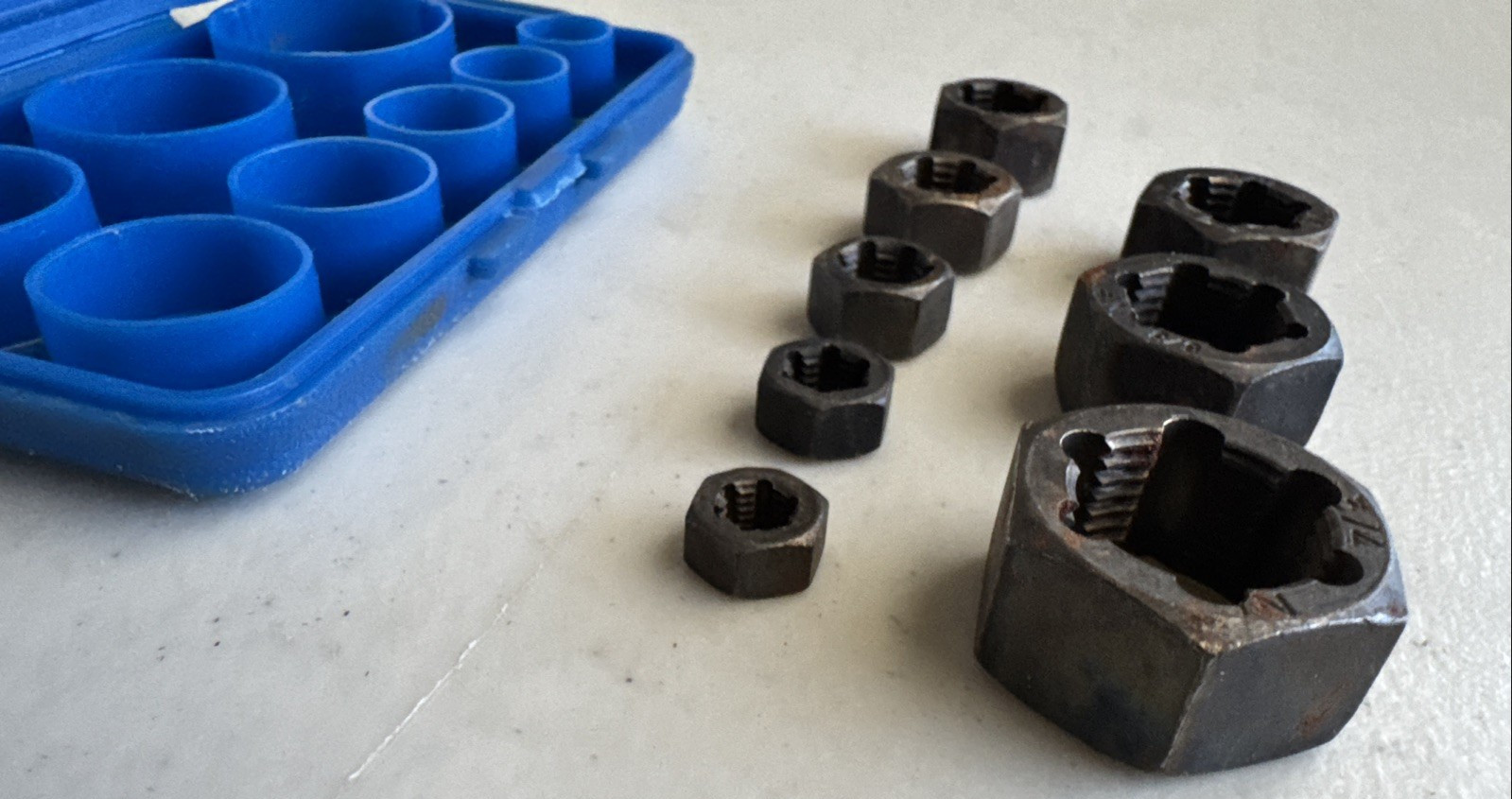 Vermont American Hex Rethreading Die Set, 8 Pieces Threads 5861, Made in USA