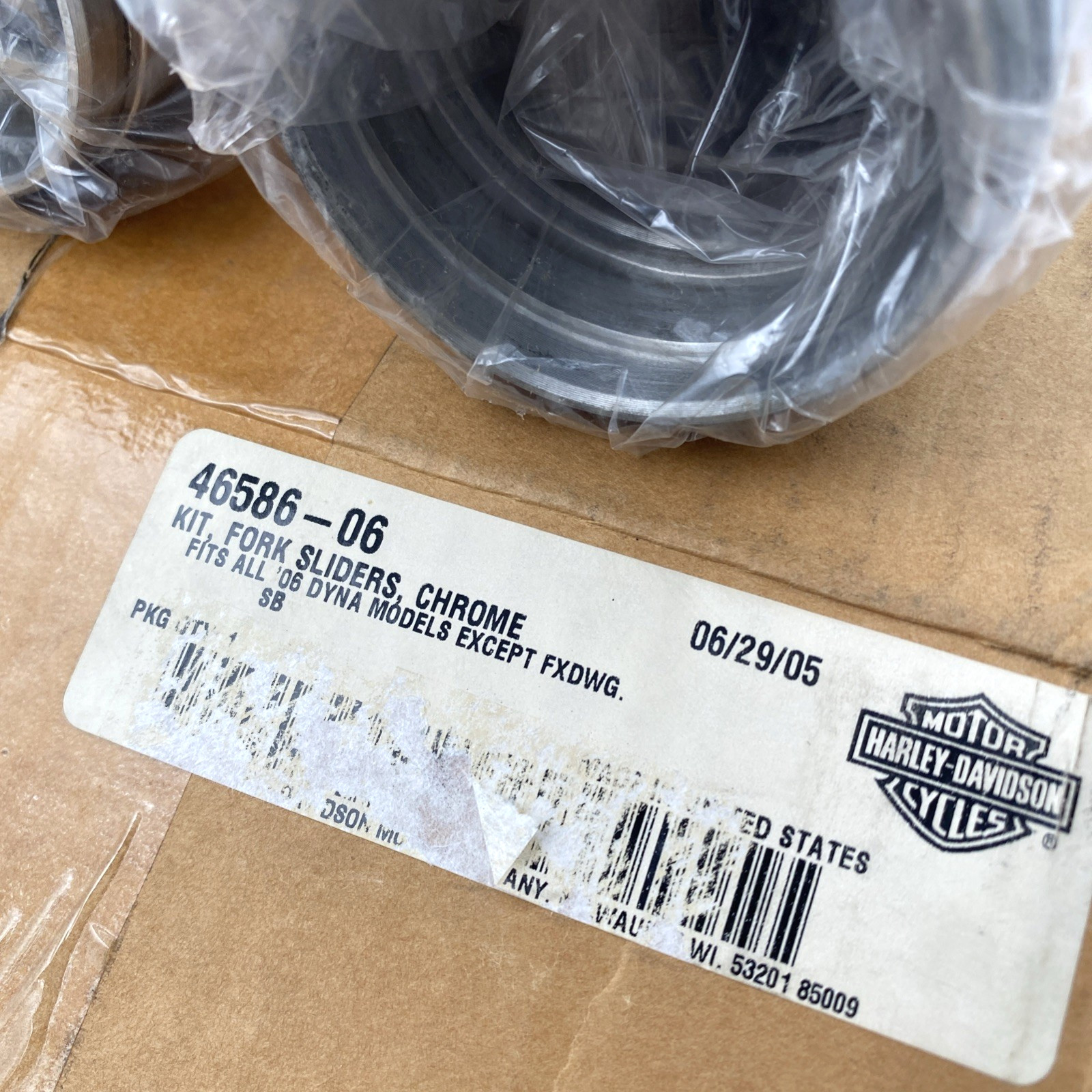 OEM Harley 46586-06 Chrome Front Fork Sliders Lower Legs Pair 06-17 Dyna