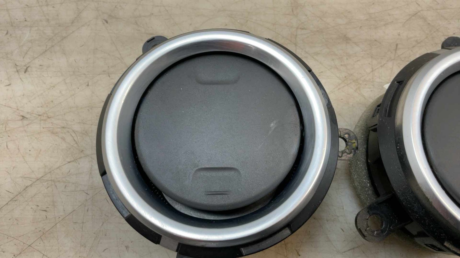 Jeep Wrangler JL OEM Silver Inner and Outer Heater AC Vents 2018-2025 178650