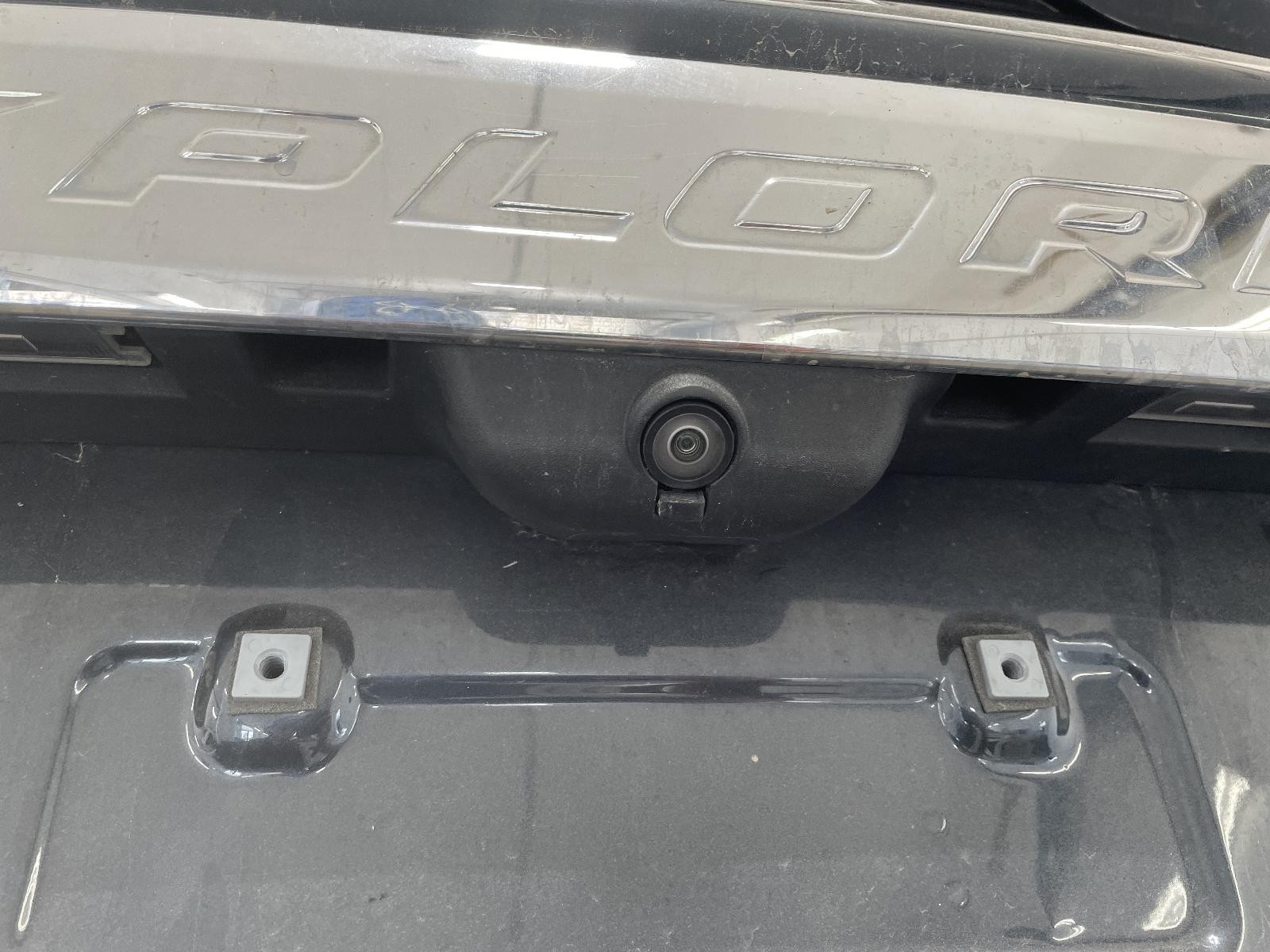 Used Fuse Box Engine fits: 2022 Ford Explorer Base w/o police package w/o tow pa