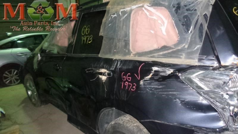 Engine ECM Electronic Control Module Floor Cavity 2.5L Fits 14 FORESTER 1318338