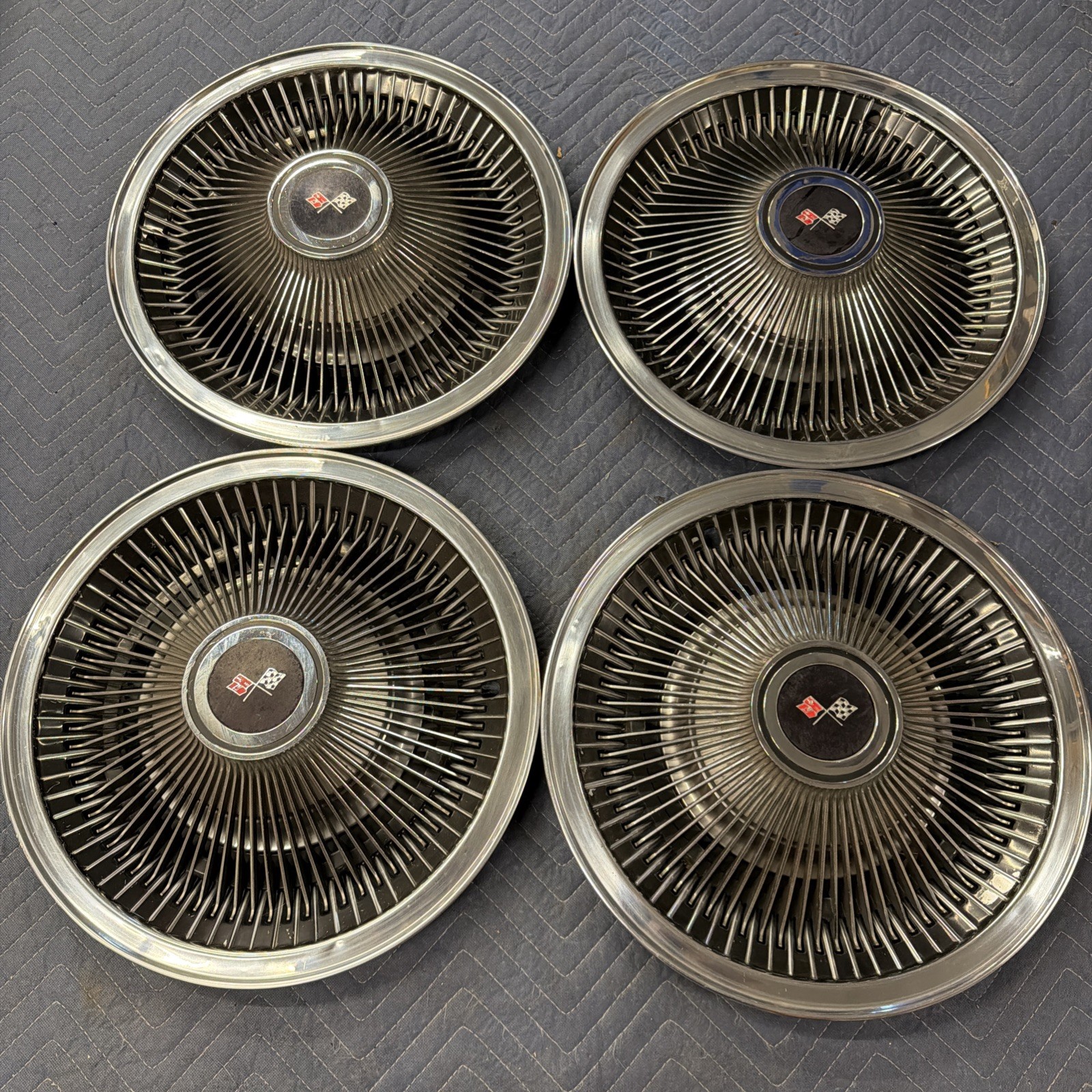69-73 Chevrolet Monte Carlo Corvette Hubcap Rim Wheel Cover Hub Cap 15″ OEM SET