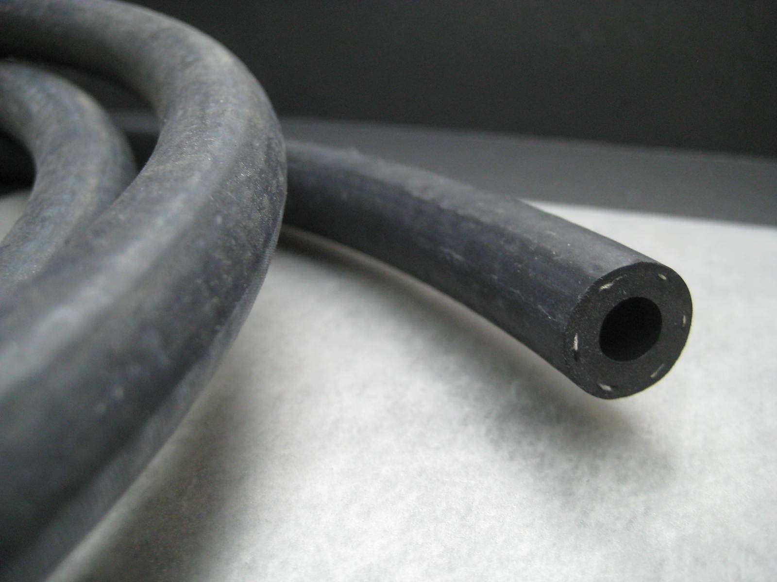 1/4″ ID (6.3mm) Heater Coolant Hose by Gates – 2 Feet – Ships Fast!