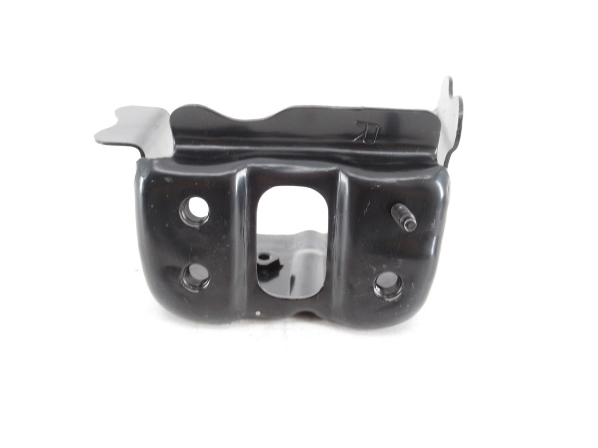 Right Hand Front Bumper Mounting Reinforcement – Genuine Toyota (57117-06030)