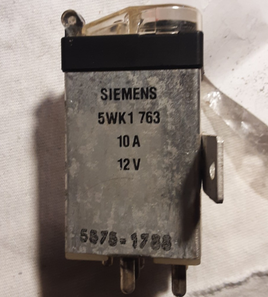 Mercedes-Benz 190E 190D 300E SL500 Overload Protection Relay 2015403845