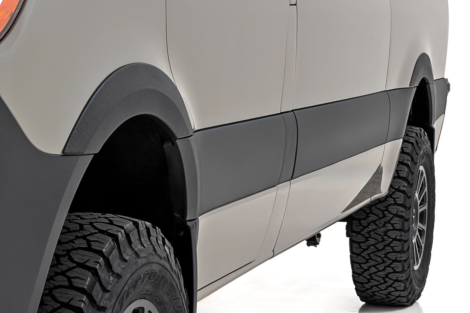 Rough Country Sport Fender Flares for 19-25 Mercedes-Benz Sprinter – S-M19001