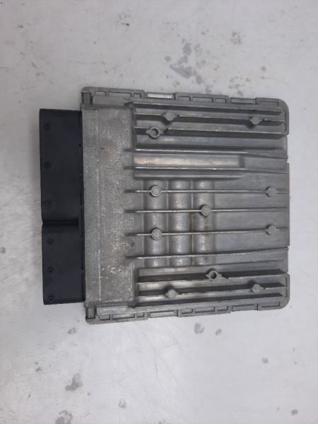 Engine ECM Electronic Control Module 3.0L Fits 11-13 BMW 128i 12147614362