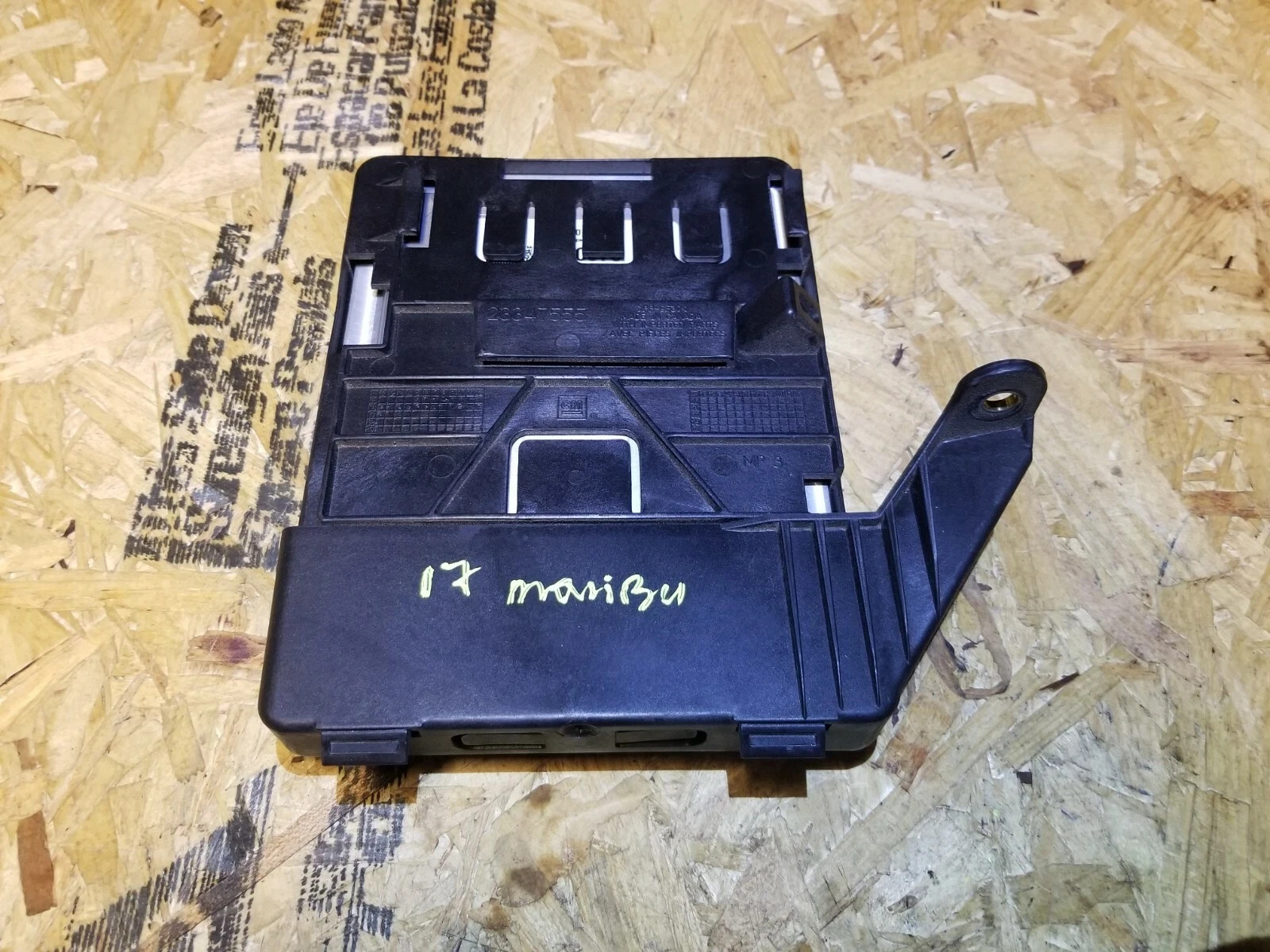 2017 Chevrolet Malibu ECU ECM Engine Control Module 1.5L OEM